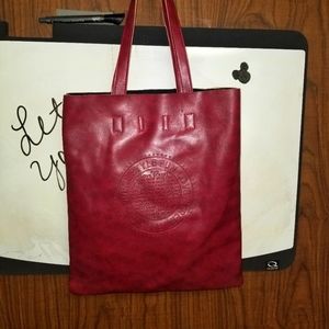 Prüne tote bag in burgundy